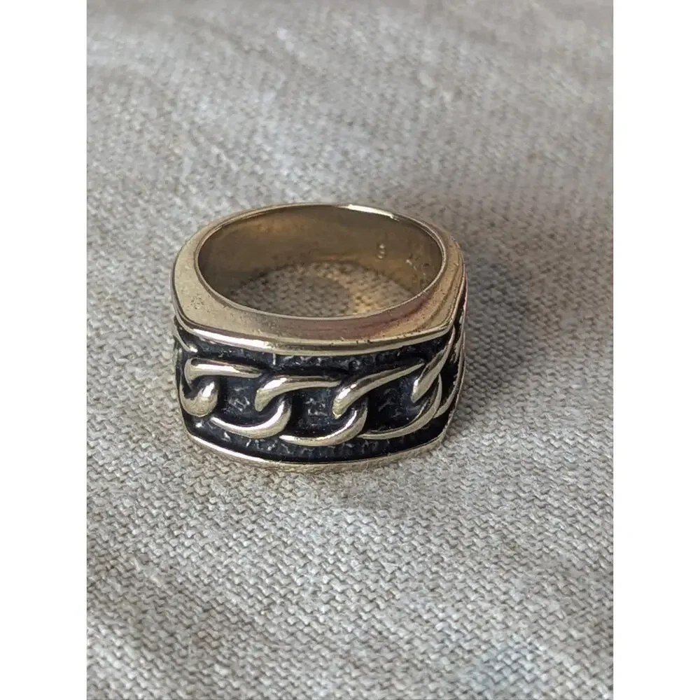 Vintage Castings on Parade Chain Link Ring Size 7.5 Black Enamel Gold Plated